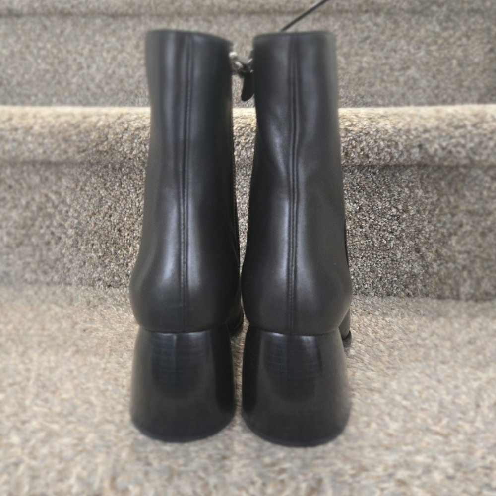 Michael Michael Kors Leather Women's Maude Bootie Fashion Boots Black New 3" - Picture 6 of 9